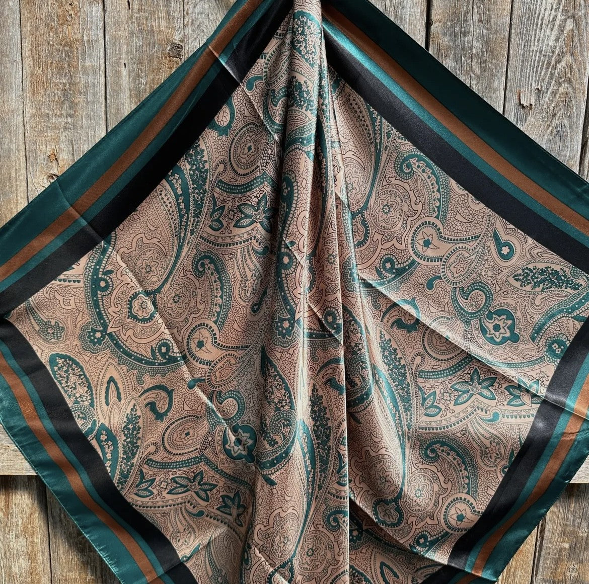 Emerald Paisley